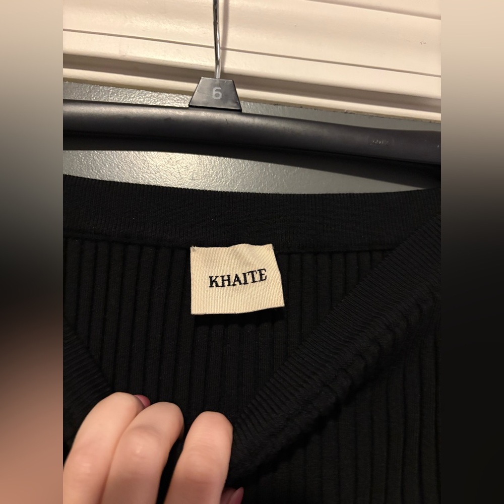 Khaite Sapphi Flounce-Hem Rib Knit Midi Skirt Black - Picture 5 of 7
